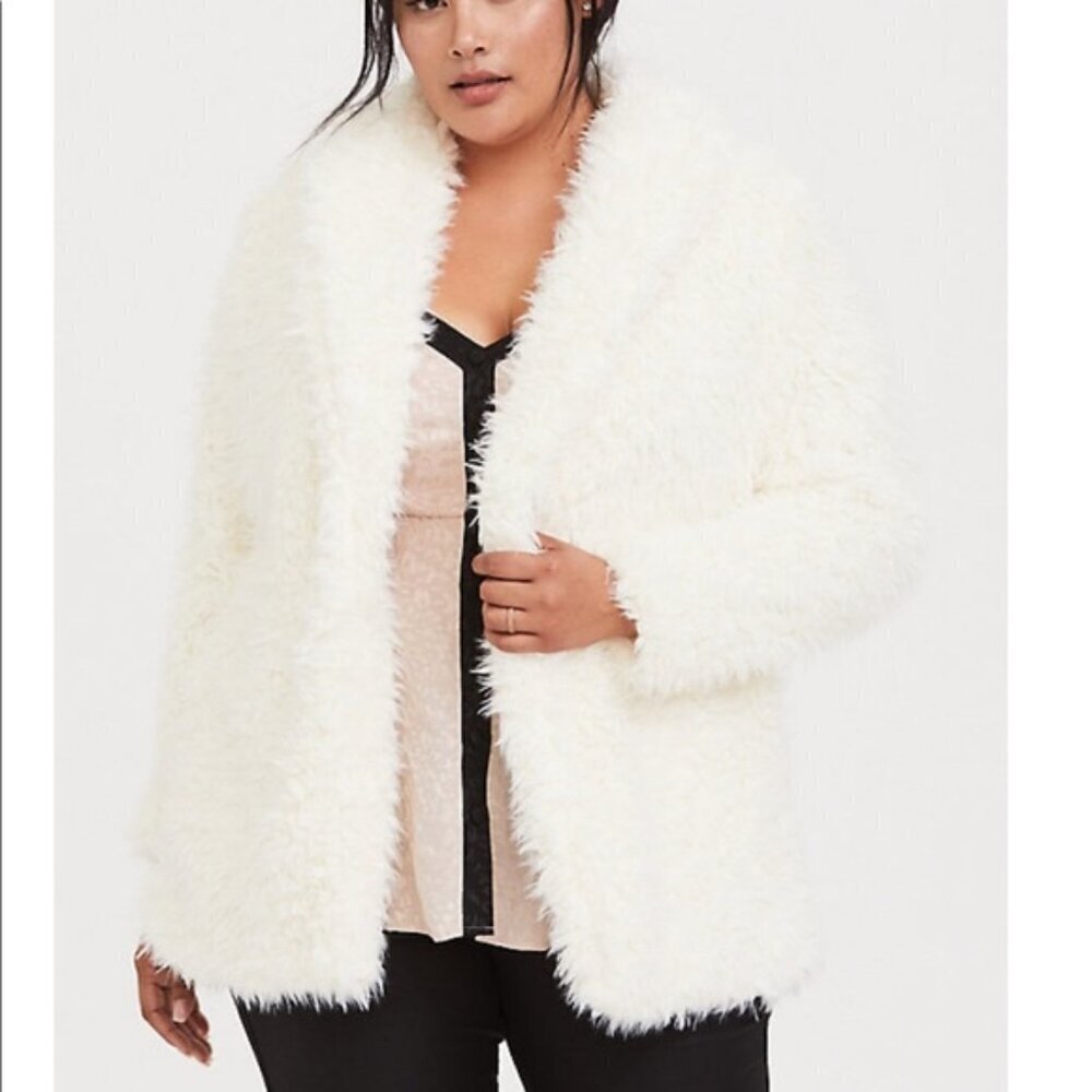 Torrid WHITE Sherpa Drape Front Jacket FAUX SHEARLING TEDDY  3x NWT